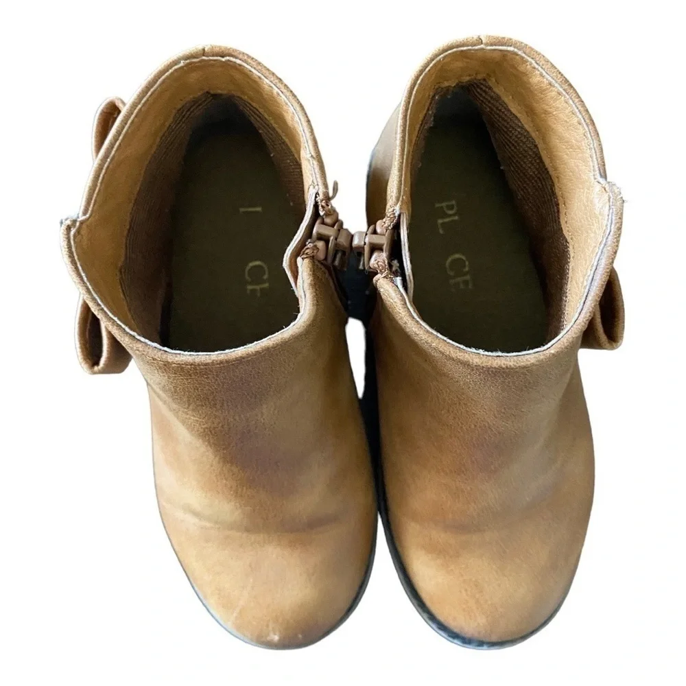 CHILDRENS PLACE-GIRLS BOOTS-SIZE 8